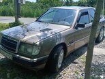 Mercedes 200 E-1