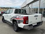 Mitsubishi L200-12