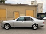 Mercedes E 240-8