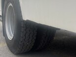 Isuzu NP 37-5