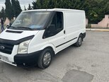 Ford Transit-8