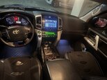 Toyota Land Cruiser-5