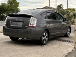 Toyota Prius-5