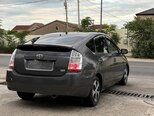 Toyota Prius-12