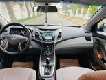 Hyundai Elantra-17