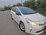 Toyota Prius V-11