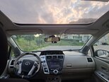 Toyota Prius V-13