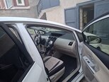 Toyota Prius V-19