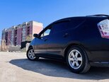 Toyota Prius-8