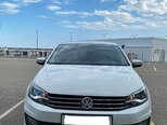 Volkswagen Polo-1