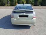 Toyota Prius-2