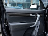 Kia Sorento-8