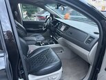 Kia Carnival-4