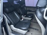 Kia Carnival-5
