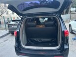 Kia Carnival-9