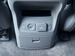 Kia Carnival-13