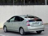 Toyota Prius-13