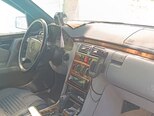 Mercedes E 280-5