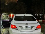 Hyundai Accent-2