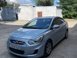 Hyundai Accent-12