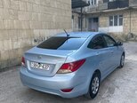 Hyundai Accent-14