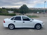 Opel Vectra-4
