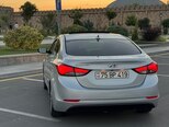 Hyundai Elantra-5