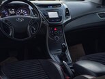 Hyundai Elantra-11