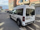 Ford Tourneo Connect-12