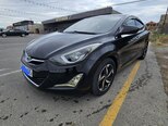 Hyundai Elantra-3