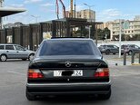 Mercedes E 220-4