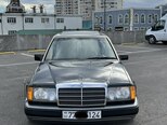 Mercedes E 220-1