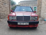 Mercedes 190-1