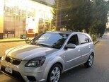 Kia Rio-5