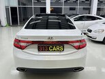 Hyundai Azera-9