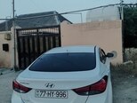 Hyundai Elantra-3