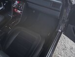 Mercedes 220 E-16