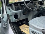 Ford Transit-11