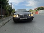 Mercedes E 220-4