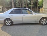 Mercedes E 220-8