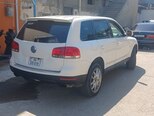Volkswagen Touareg-20