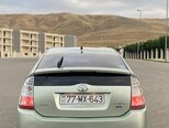 Toyota Prius-8