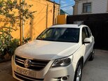 Volkswagen Tiguan-1
