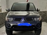 Mitsubishi L200-1