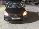 Kia Rio-1