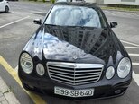 Mercedes E 220-1