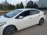 Kia Cerato-5