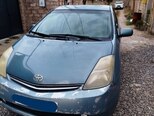 Toyota Prius-12