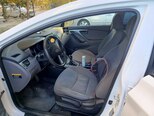 Hyundai Elantra-5