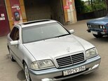 Mercedes C 200-1